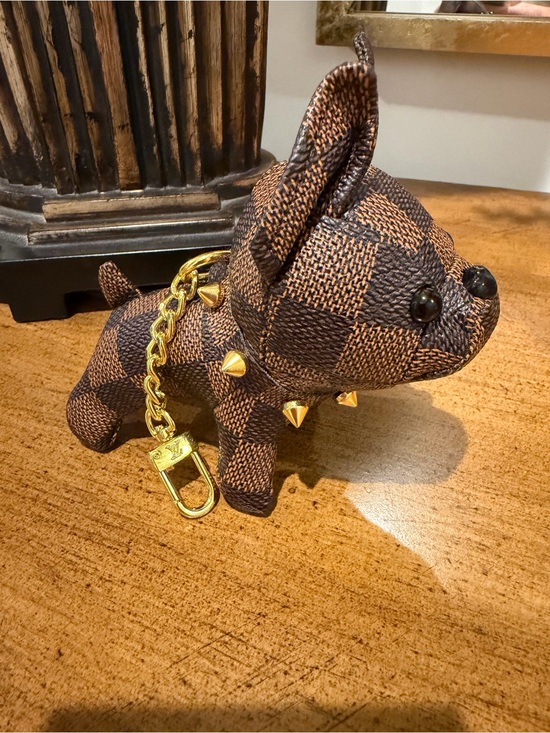 Unbranded Handbags - Checkerboard Brown French Bulldog Key/Bag Charm with Gold Chain NWOT